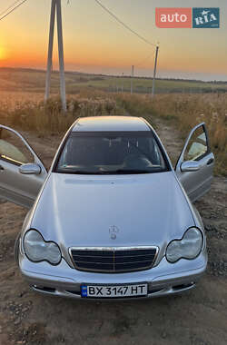 Седан Mercedes-Benz C-Class 2003 в 