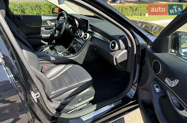 Седан Mercedes-Benz C-Class 2017 в 