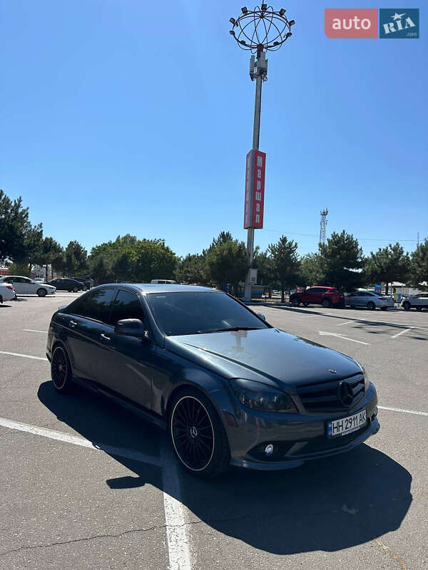 Mercedes-Benz C-Class 2007