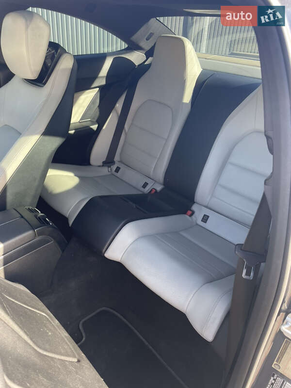 Купе Mercedes-Benz C-Class 2011 в Киеве фото 15 Купе Mercedes-Benz C-Class 2011 в Киеве