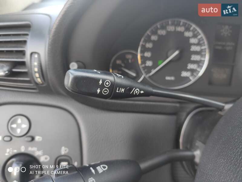 Универсал Mercedes-Benz C-Class 2004 в Киеве