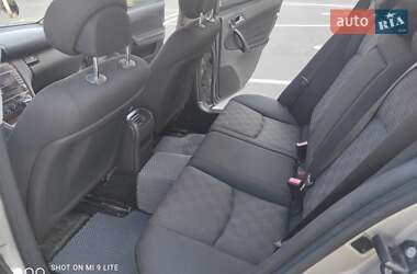 Универсал Mercedes-Benz C-Class 2004 в 