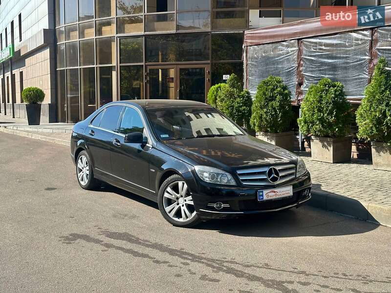 Седан Mercedes-Benz C-Class 2008 в Одессе