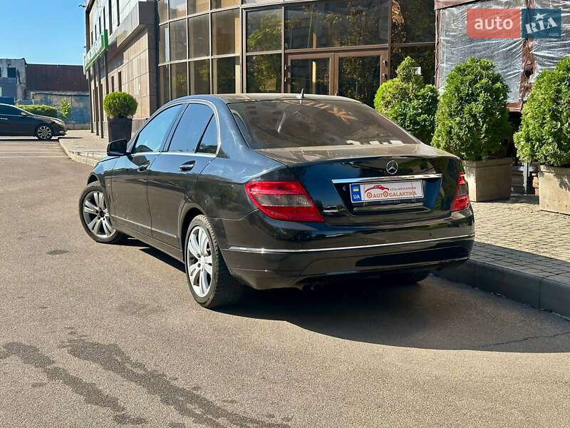 Седан Mercedes-Benz C-Class 2008 в Одессе