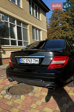 Седан Mercedes-Benz C-Class 2011 в 