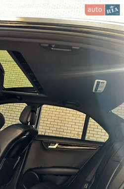 Седан Mercedes-Benz C-Class 2011 в 
