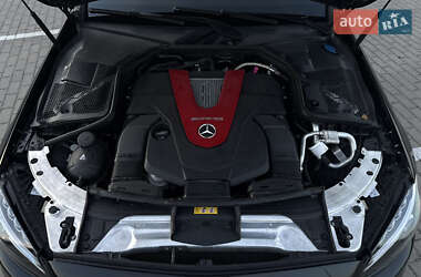 Седан Mercedes-Benz C-Class 2017 в 