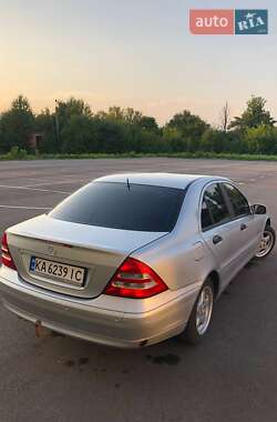 Седан Mercedes-Benz C-Class 2000 в 