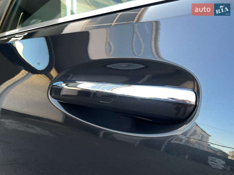 Седан Mercedes-Benz C-Class 2022 в Києві