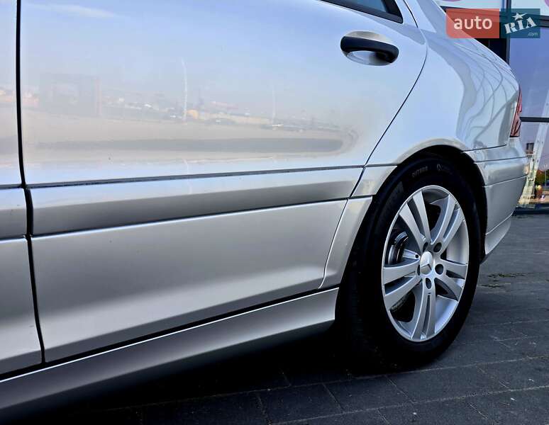 Седан Mercedes-Benz C-Class 2005 в Ивано-Франковске