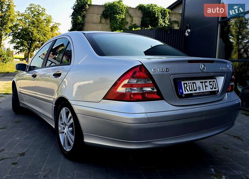 Седан Mercedes-Benz C-Class 2005 в Ивано-Франковске