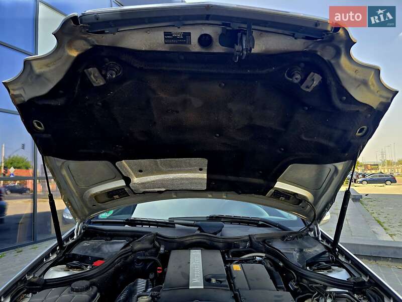 Седан Mercedes-Benz C-Class 2005 в Ивано-Франковске