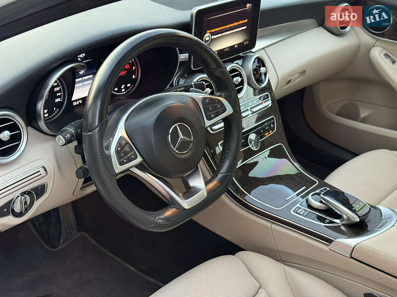 Седан Mercedes-Benz C-Class 2015 в Черновцах