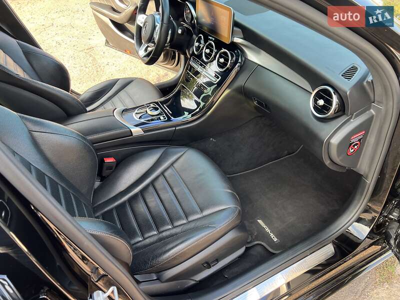 Седан Mercedes-Benz C-Class 2019 в Прилуках