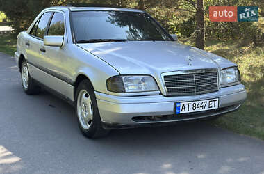 Седан Mercedes-Benz C-Class 1996 в Ивано-Франковске