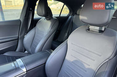 Седан Mercedes-Benz C-Class 2023 в 