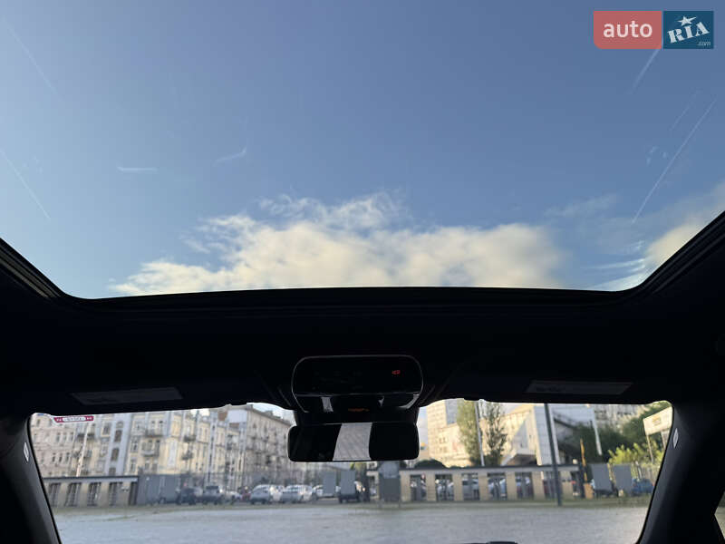 Седан Mercedes-Benz C-Class 2023 в Києві фото 18 Седан Mercedes-Benz C-Class 2023 в Києві