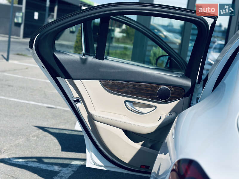 Седан Mercedes-Benz C-Class 2017 в Кременчуге