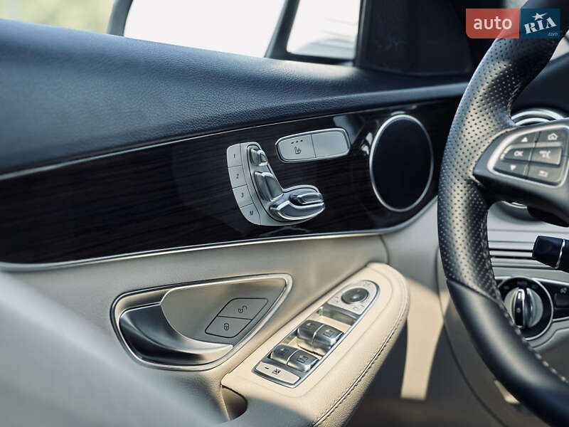 Седан Mercedes-Benz C-Class 2017 в Кременчуге