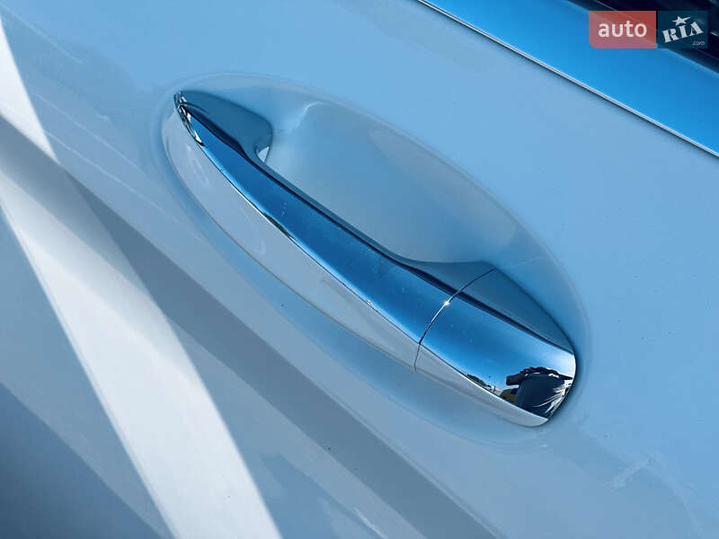 Седан Mercedes-Benz C-Class 2017 в Кременчуге