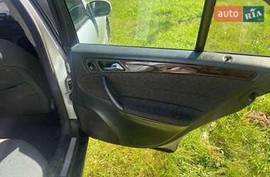 Седан Mercedes-Benz C-Class 2000 в 