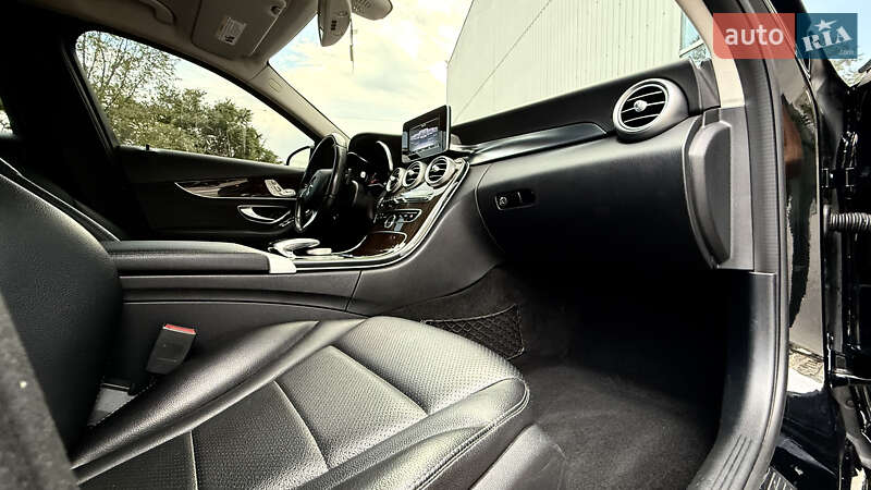 Седан Mercedes-Benz C-Class 2015 в Запорожье