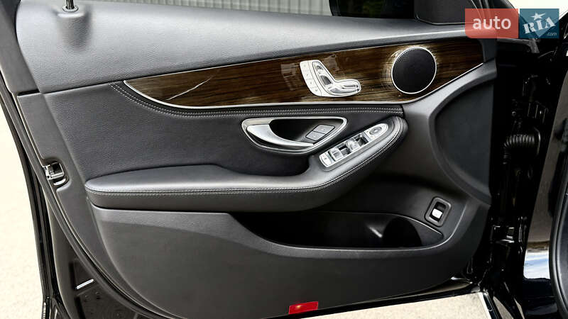Седан Mercedes-Benz C-Class 2015 в Запорожье