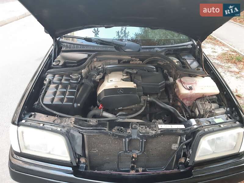 Седан Mercedes-Benz C-Class 1997 в Харькове фото 3 Седан Mercedes-Benz C-Class 1997 в Харькове
