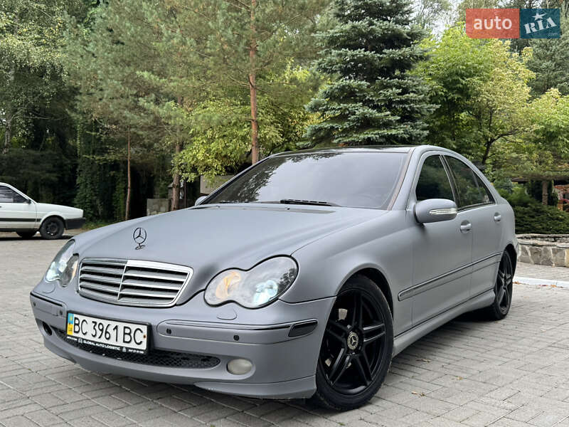 Седан Mercedes-Benz C-Class 2005 в Дрогобичі