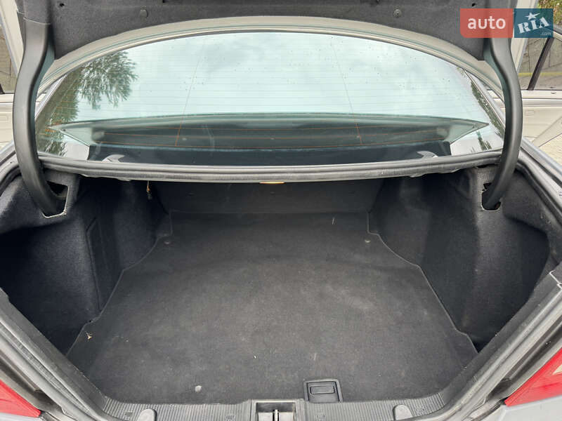 Седан Mercedes-Benz C-Class 2005 в Дрогобичі