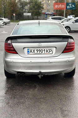 Купе Mercedes-Benz C-Class 2001 в 