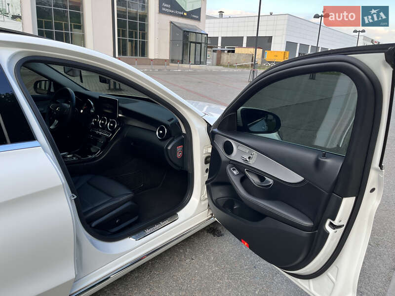 Седан Mercedes-Benz C-Class 2014 в Киеве