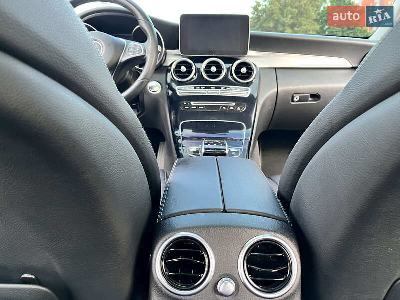 Седан Mercedes-Benz C-Class 2014 в Киеве