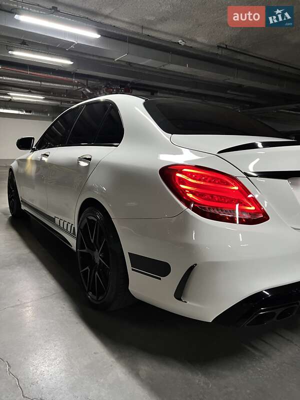 Седан Mercedes-Benz C-Class 2015 в Киеве