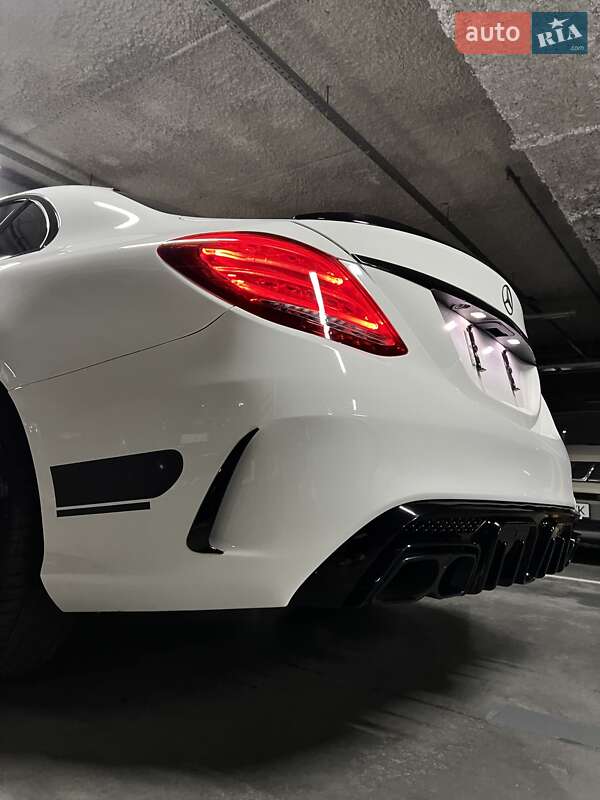 Седан Mercedes-Benz C-Class 2015 в Киеве