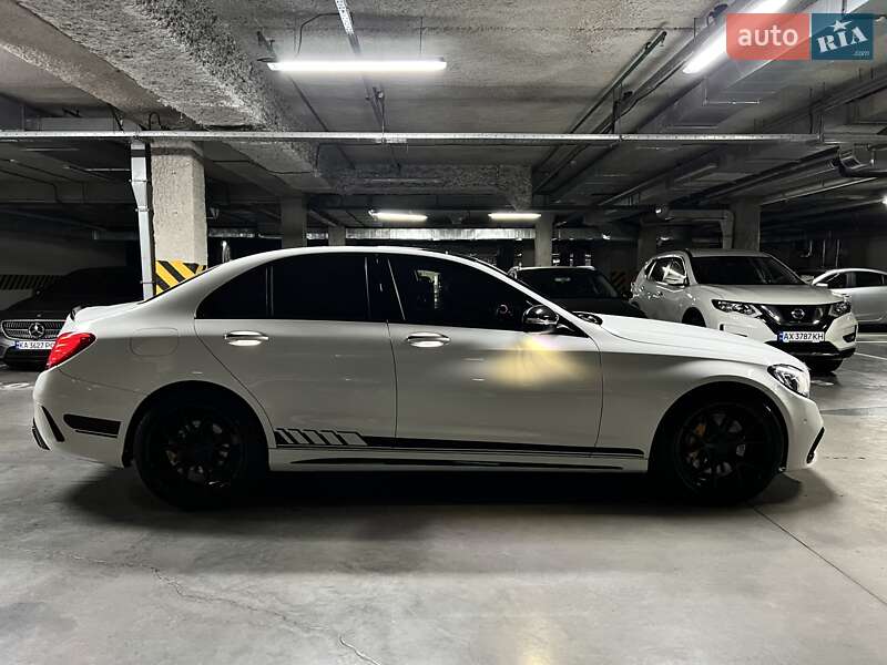Седан Mercedes-Benz C-Class 2015 в Киеве