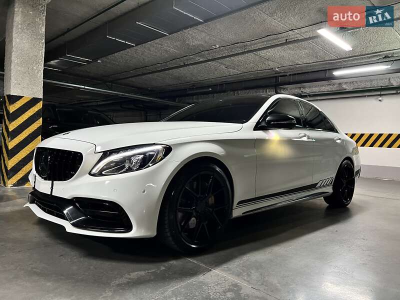 Седан Mercedes-Benz C-Class 2015 в Киеве