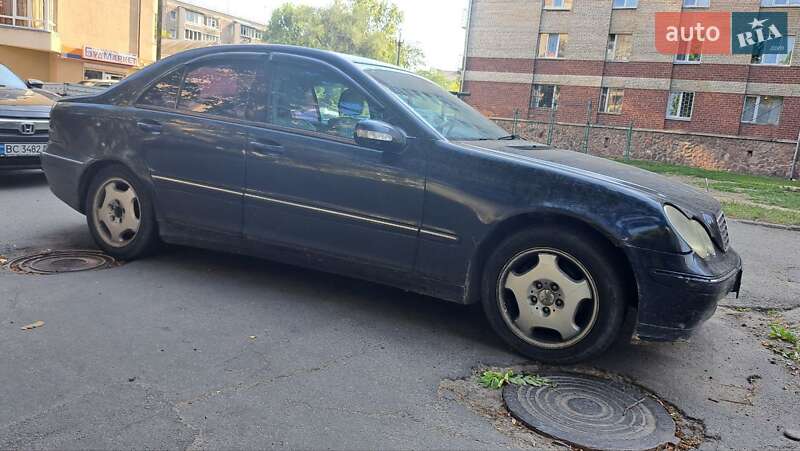 Седан Mercedes-Benz C-Class 2000 в Івано-Франківську