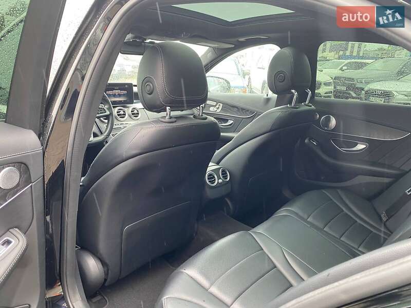 Седан Mercedes-Benz C-Class 2014 в Львове