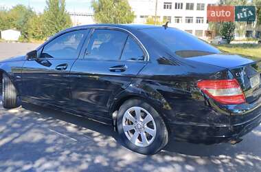 Седан Mercedes-Benz C-Class 2010 в 