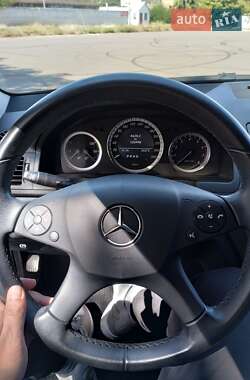 Седан Mercedes-Benz C-Class 2010 в 