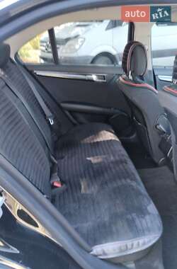 Седан Mercedes-Benz C-Class 2010 в 