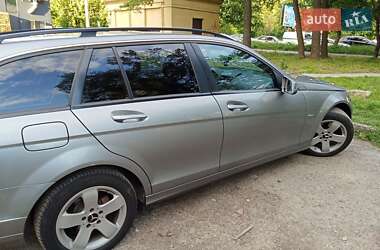 Универсал Mercedes-Benz C-Class 2010 в 