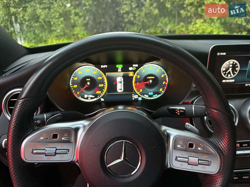 Седан Mercedes-Benz C-Class 2018 в Киеве