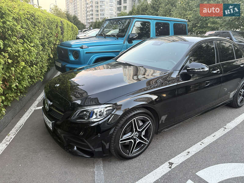 Седан Mercedes-Benz C-Class 2018 в Киеве