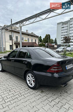 Седан Mercedes-Benz C-Class 2002 в Дрогобыче