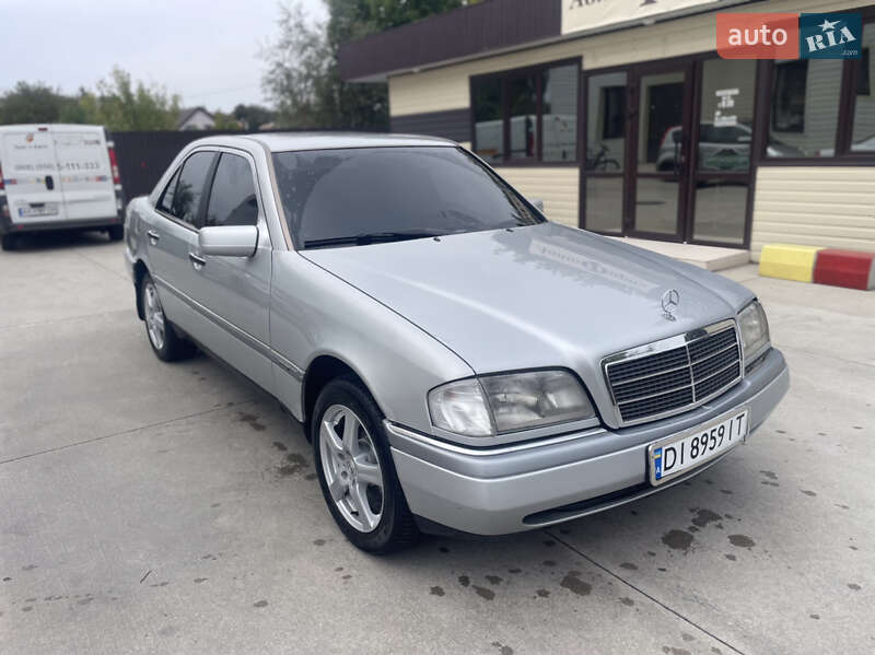 Седан Mercedes-Benz C-Class 1995 в 