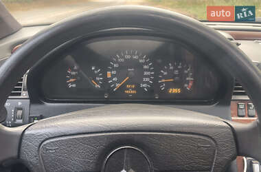 Седан Mercedes-Benz C-Class 1995 в 