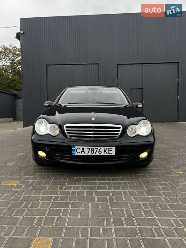 Mercedes-Benz C-Class 2006