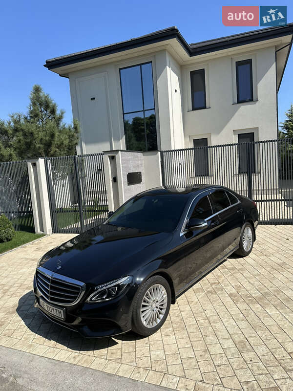 Седан Mercedes-Benz C-Class 2016 в Павлограді